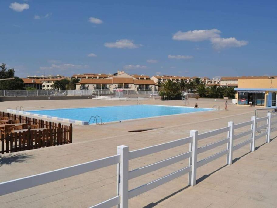 Appartement 5 Couchages Tout Confort Proche Mer Le Barcares Bagian luar foto